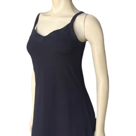 Patagonia Scoop Neck Knee-Length Women’s Black Dress - Picture 6 of 7